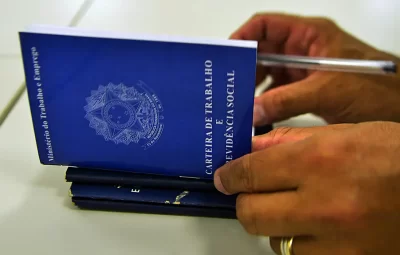 Aviso prévio indenizado não é tempo de serviço para aposentadoria, diz STJ